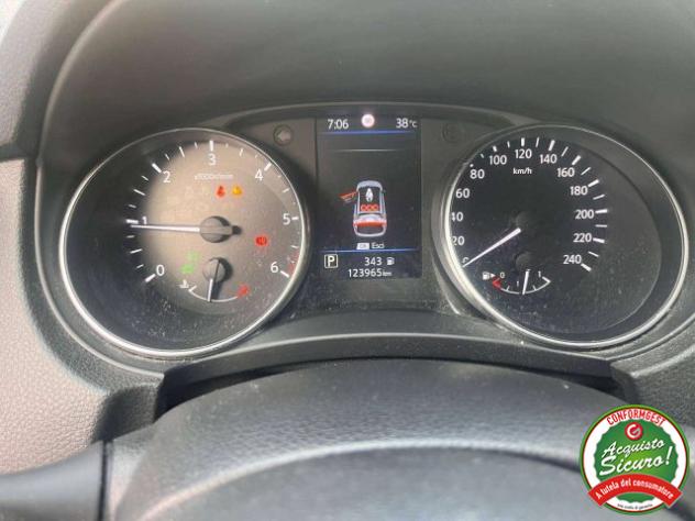 NISSAN Qashqai Qashqai II 1.7 dci Tekna 4wd 150cv tetto pan. 6 rif. 24015380 - Foto 10