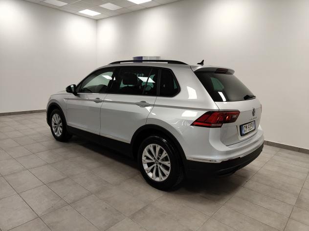 Volkswagen Tiguan 2.0 TDI 150 CV SCR DSG Adaptive Cruise Navi BLIS - Foto 9
