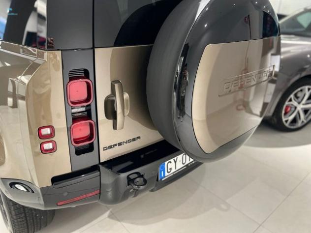 LAND ROVER Defender Defender 110 3.0D I6 200 CV AWD Auto X-Dynamic SE rif. 23625091 - Foto 6