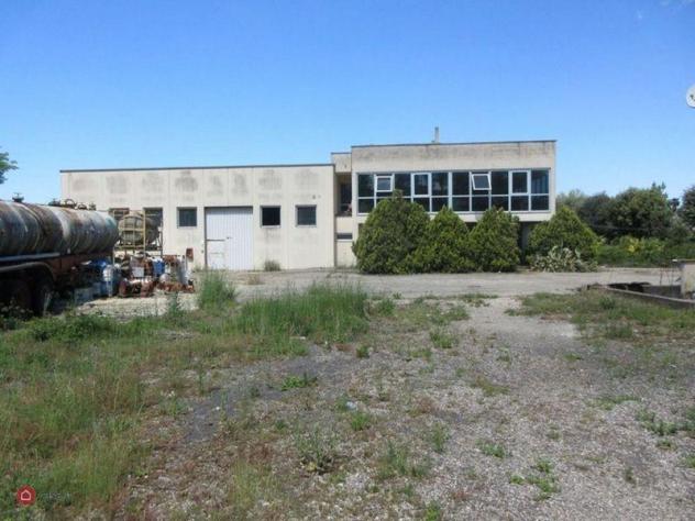 Capannone industriale in vendita a Castelnuovo Magra 16000 mq Rif: 1068649