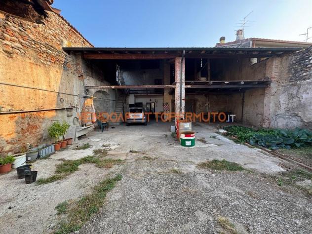 CIVIDATE AL PIANO - PORZIONE DI CASA INDIPENDENTE CON ALTO POTENZIALE - Foto 8