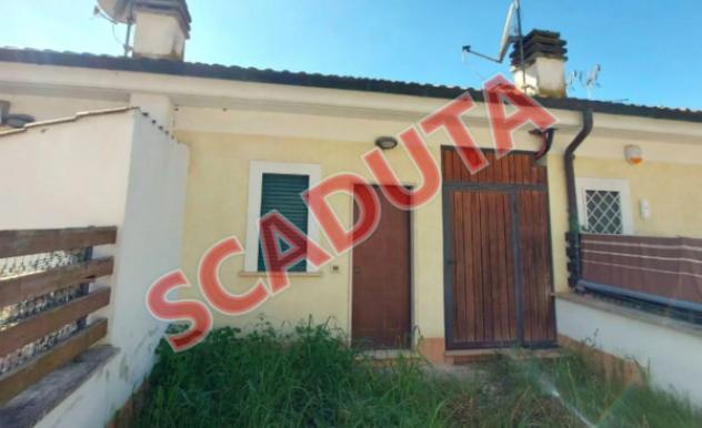 Immobile in asta di 66 m², box auto in vendita a Roma