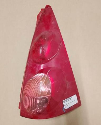 FANALE POST. DX 999-U1298035 Parti elettriche  Fanaleria  Fanali  Fanale post. dx. PEUGEOT - 107 - 01-06-2005 - 01-09-2014