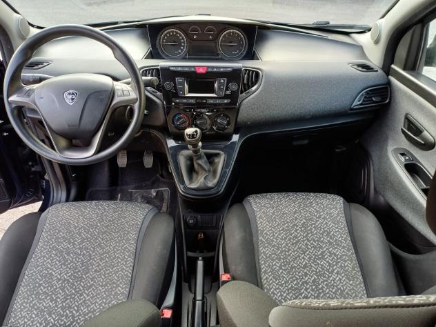 Lancia Ypsilon 1.2 69 CV 5 porte GPL Ecochic Platinum - Foto 9