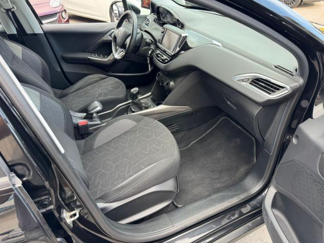 Peugeot 2008 PureTech 82cv Active - Foto 9