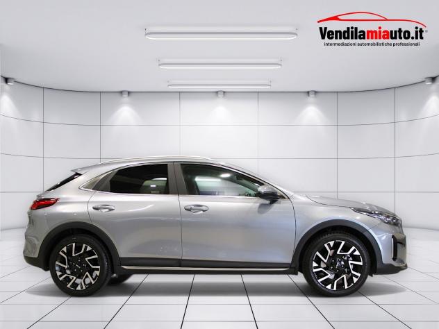 Kia XCeed PHEV 1.5 T-GDi 160 CV MHEV iMT Business - Foto 4
