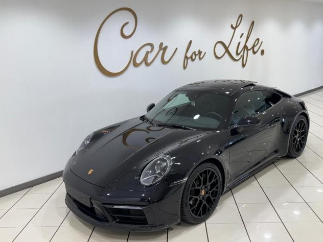 Porsche 911 CARRERA
