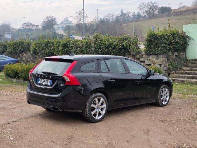 VOLVO V60 2.0 DIESEL D2 OK NEO GARAN FINAZ - Foto 9