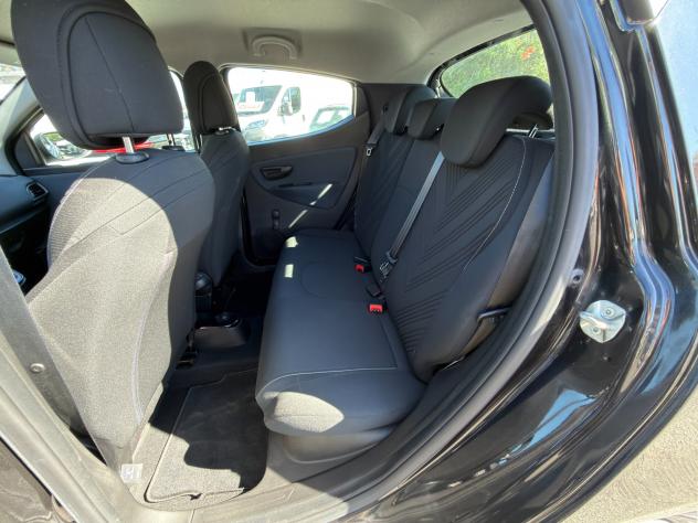 Lancia Ypsilon 1.0 FireFly 5 porte S&S Hybrid Gold - Foto 6