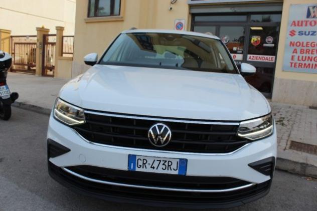 VOLKSWAGEN Tiguan 2.0 TDI 150 CV SCR DSG rif. 23957361 - Foto 2