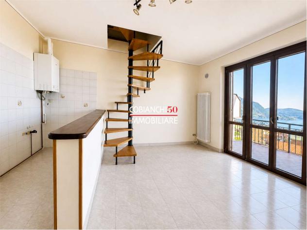 V000849 - ARIZZANO, BILOCALE DUPLEX RISTRUTTURATO VISTA LAGO - Foto 2
