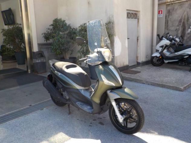 PIAGGIO Beverly 350 i.e. S - Anno 2017 rif. 24152800 - Foto 10