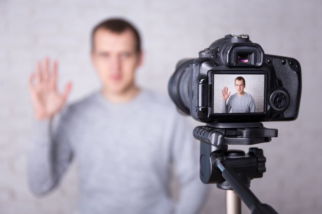 CASTING PER SERIE TV SI CERCANO NUOVI ASPIRANTI PERSONAGGI UOMINI E DONNE
