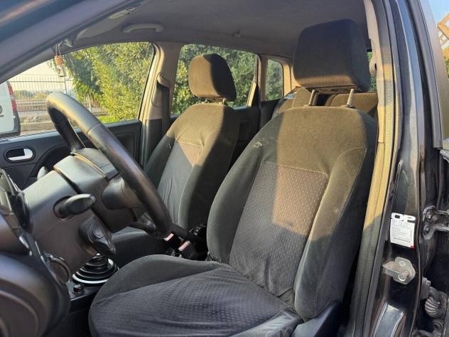Ford Fiesta 1.4 TDCi 5p. Ghia - Foto 9