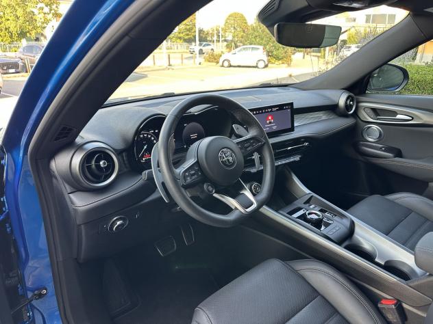 Alfa Romeo Tonale 1.3 PHEV Veloce Q4 280cv AT6 *HARMAN, 20", 360°, PROMO AZZURRA* - Foto 10