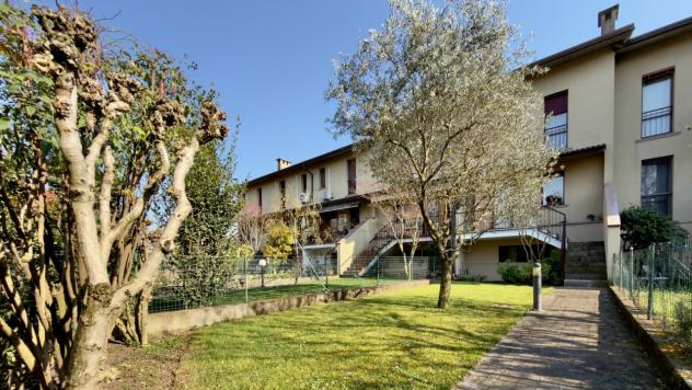 Villa a schiera in vendita a Brescia