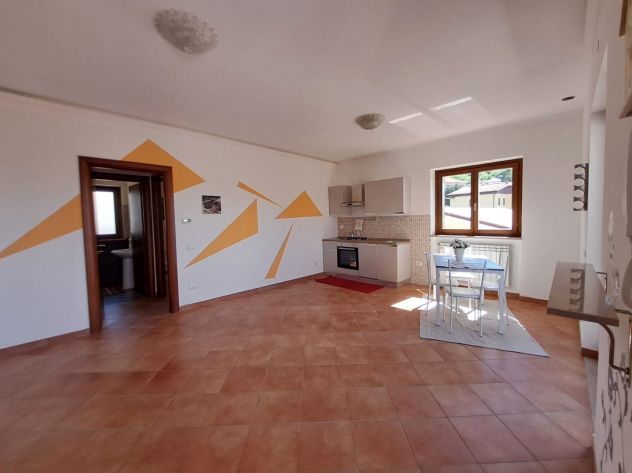 Appartamento Panoramico tra Terme e Borgo Storico – Parcheggio e box Bici