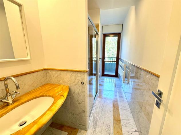 MONZA in zona residenziale AFFITTASI ULTIMO PIANO APPARTAMENTO CON TERRAZZO - Foto 11