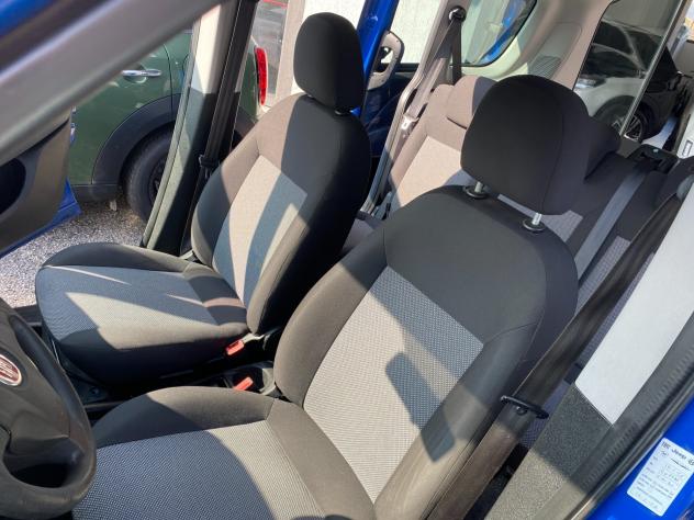 Fiat Doblo Dobl1.6 MJT 16V 90CV Active - Foto 6