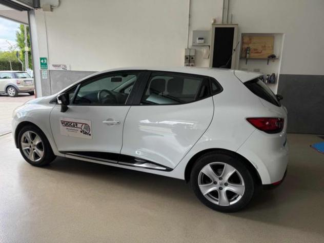 RENAULT Clio 1.2 75CV 5 porte Live rif. 23804247