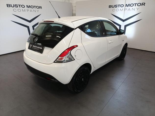 Lancia Ypsilon Ypsilon 1.2 8v Gold c/CL 69cv E6 - Foto 4