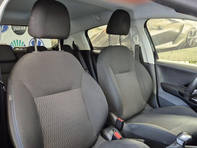 PEUGEOT - 208 - BlueHDi 100 S&S 5p. GT Line - Foto 4
