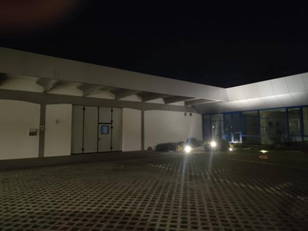 Immobile di 1400 m² con più di 5 locali in vendita a Brescia - Foto 15