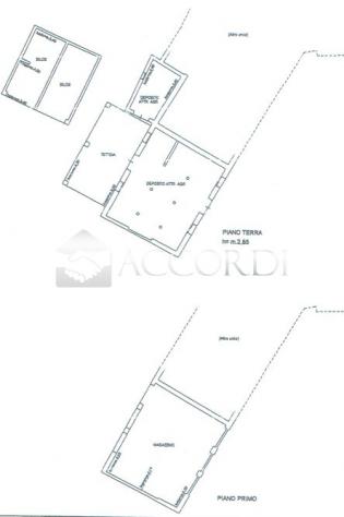 CASA INDIPENDENTE di 20 vani e di 500 mq (GODEGA DI SANT'URBANO) rif. GG56_6 - Foto 18