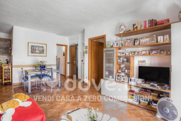 Appartamento di 59 m² con 1 locale e box auto in vendita a Gazzada Schianno - Foto 4
