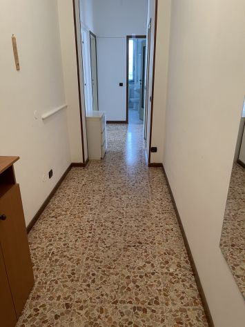 trilocale per studenti traversa viale Campari