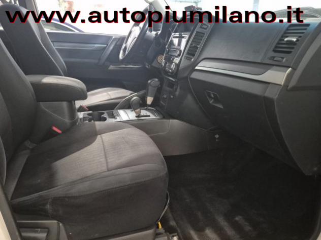 MITSUBISHI Pajero 3.2 DI-D 16V aut. 5p. Intense DPF rif. 23890501 - Foto 7