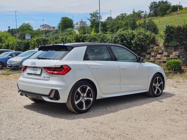 AUDI A1 SPB 30 TFSI S tronic S line 32.000km 2023 - Foto 10
