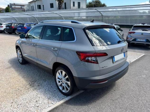 SKODA Karoq 1.6 TDI SCR DSG Style OK NEOPATENTATI rif. 23982839 - Foto 4