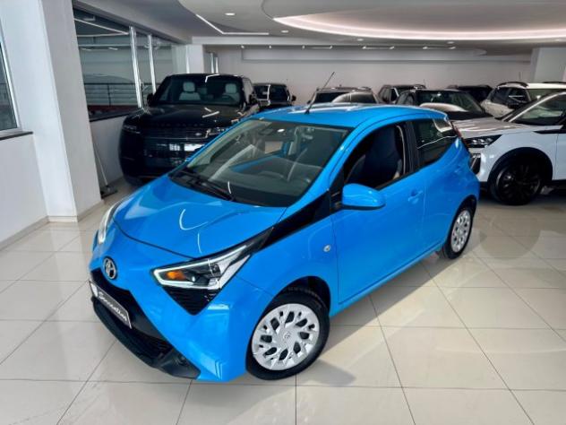 TOYOTA Aygo Connect 1.0 VVT-i 72 CV 5 porte x-cool rif. 22330102 - Foto 3