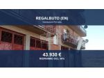 Immobile in asta di 134 m² con più di 5 locali e box auto in vendita a Regalbuto