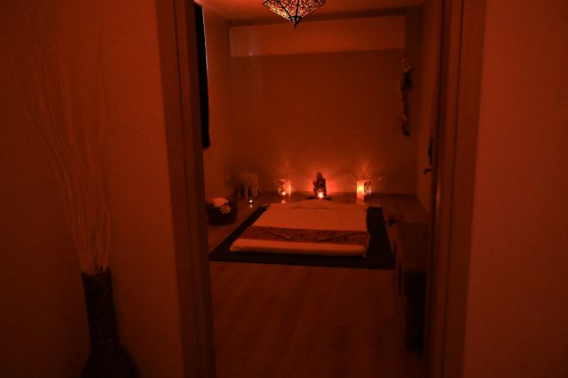 Risveglia i tuoi sensi: L'arte del massaggio TANTRA per singoli e coppie - Foto 3 Tel:3515252268