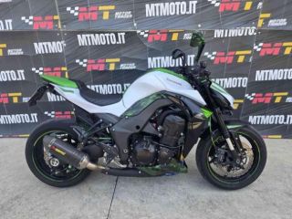 KAWASAKI Z 1000 Completo AKRAPOVIC Video 360 rif. 23841939