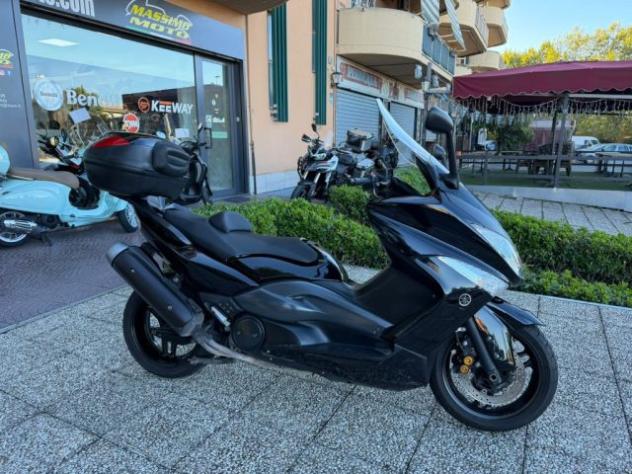YAMAHA T Max TUTTO INCLUSO ANCHE PASSAGGIO! MINI RATE rif. 24230453 - Foto 2