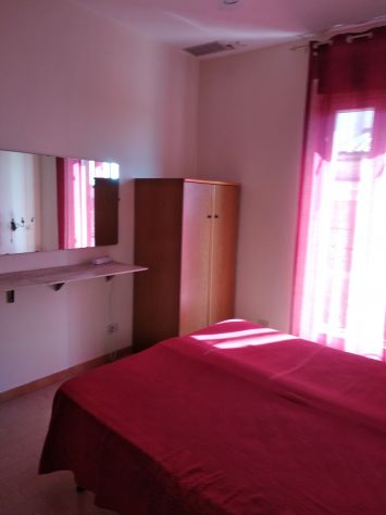 Bright double furnished room private bathroom midway between Termini & Colosseo - Foto 2