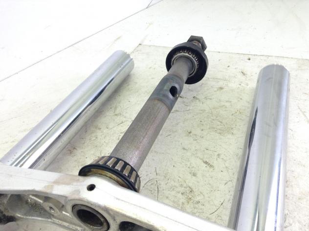 SUZUKI BURGMAN ABS L0 650 FORCELLA - PICCOLI PUNTI SU PARTE ALTA STELI 2010 - Foto 6