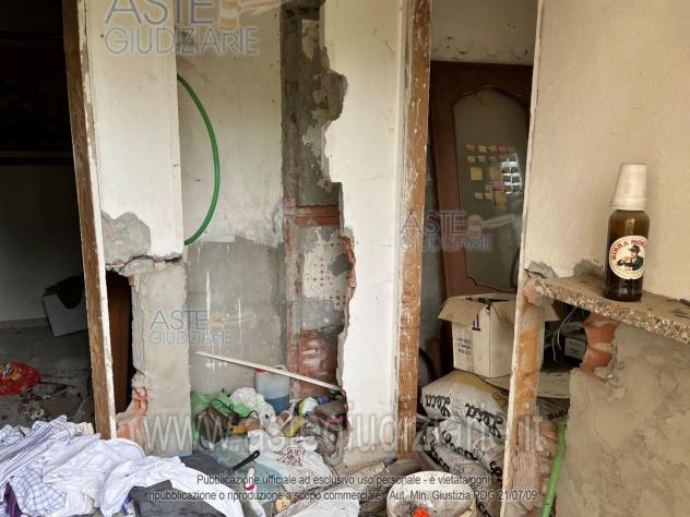 IMMOBILI-IMMOBILE RESIDENZIALE-Via Roma 75 - Foto 4