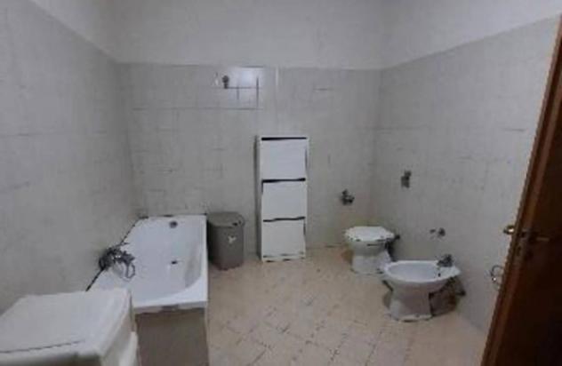 Immobile in asta di 235 m² con più di 5 locali in vendita a Vittoria - Foto 8
