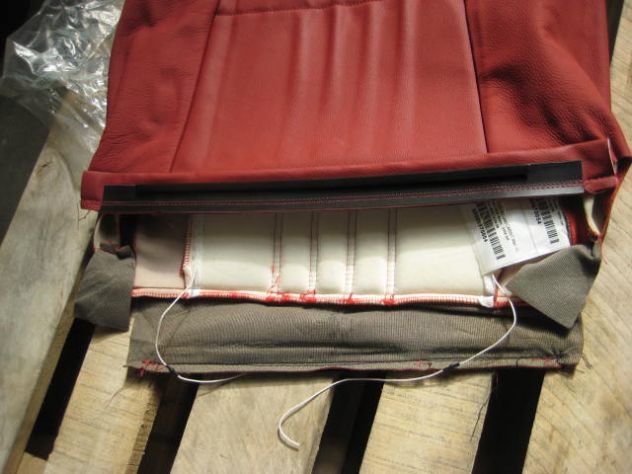 RIVESTIMENTO SPALLIERA ANTERIORE DESTRA PELLE ROSSO ALFA 147 - Foto 3