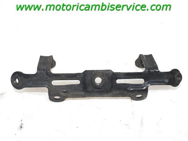 SUPPORTO SUPERIORE RADIATORE APRILIA RST 1000 FUTURA 2001 - 2004 AP8134380 RADIATOR UPPER BRACKET - Foto 2