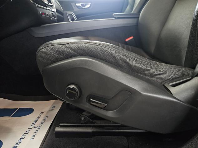 Volvo XC 60 XC60 B4 AWD automatico Core - Foto 10