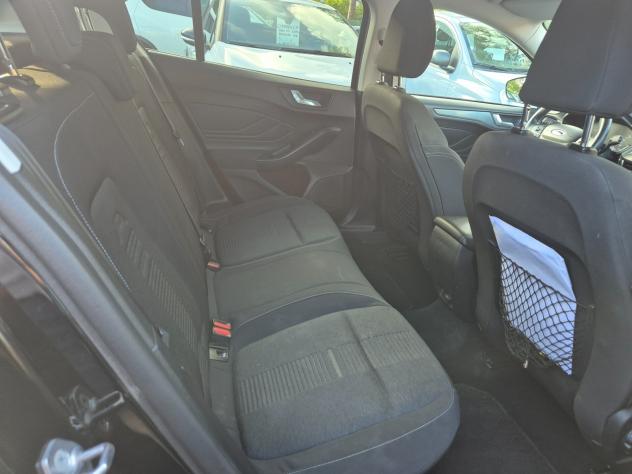 Ford Focus 1.5 EcoBlue 120 CV 5p. Active St line - Foto 8