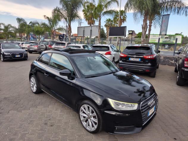 Audi A1 1.6 TDI 116 CV Design full optional