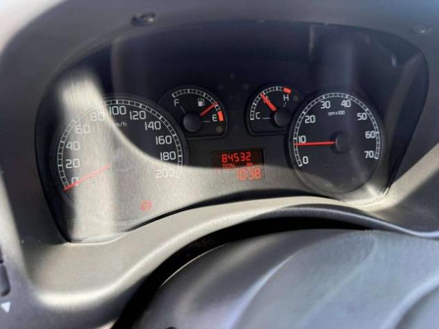 Fiat Punto 5p 1.2 16v Dynamic Clima NEOPATENTATI - Foto 10