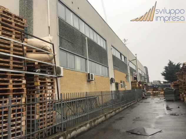 CAPANNONE CON UFFICI IN VENDITA AD AGRATE BRIANZA - Foto 9