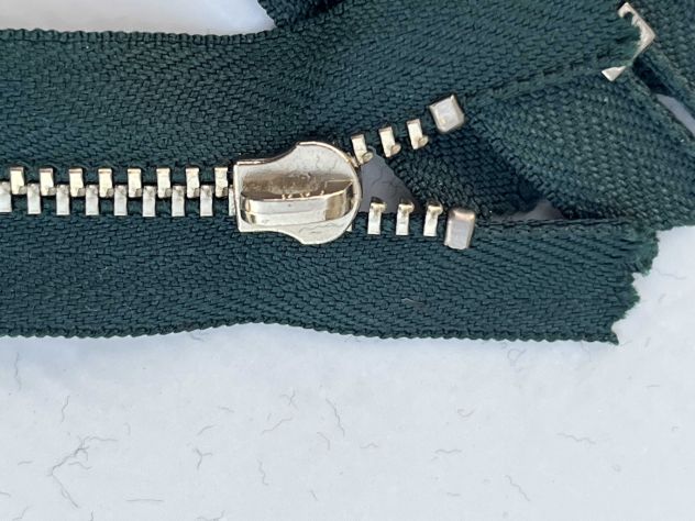 X26 Cerniere YKK senza tiretto cm 20 col. Verde – Pz. 95 - Foto 7